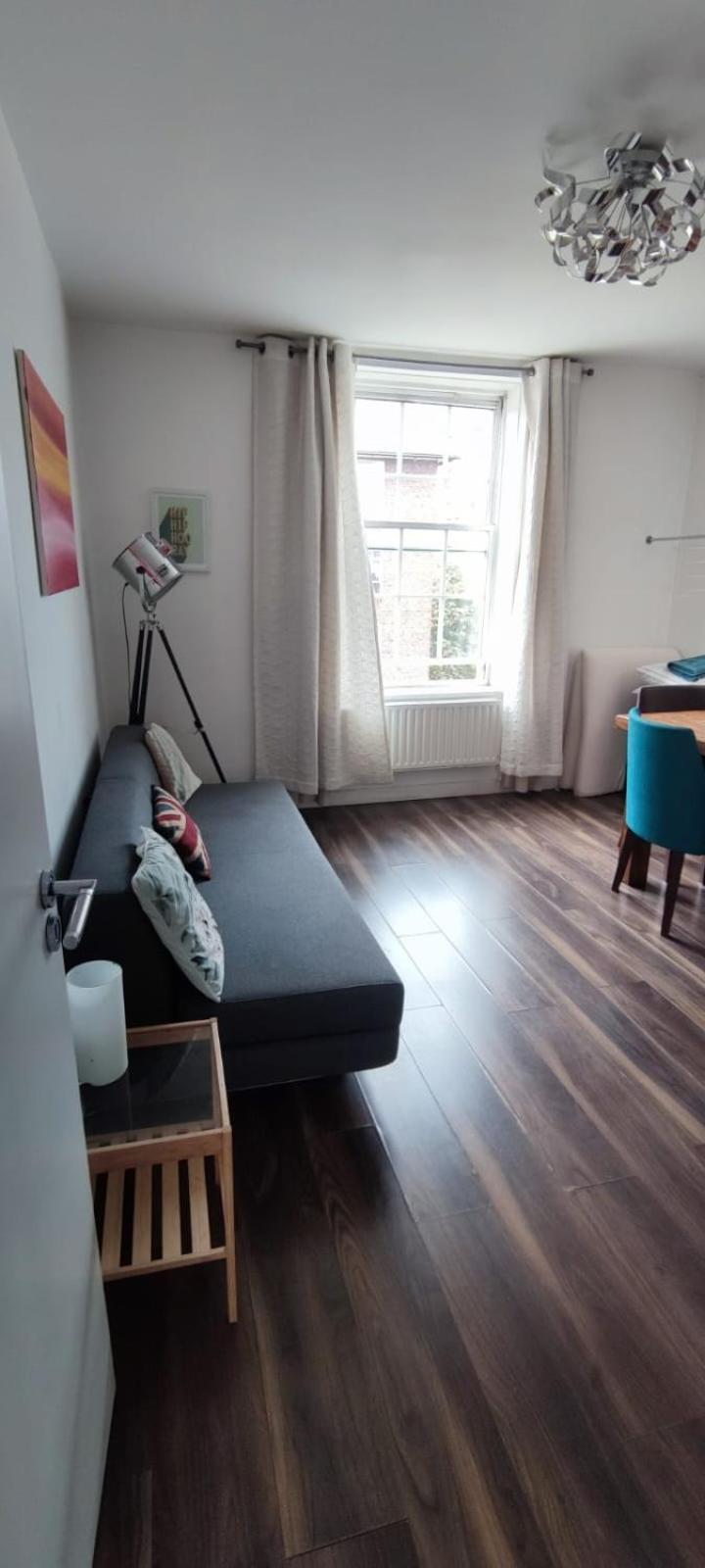 Location Location Location, Whole Apartment For You! Londen Buitenkant foto