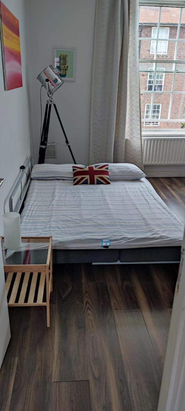 Location Location Location, Whole Apartment For You! Londen Buitenkant foto